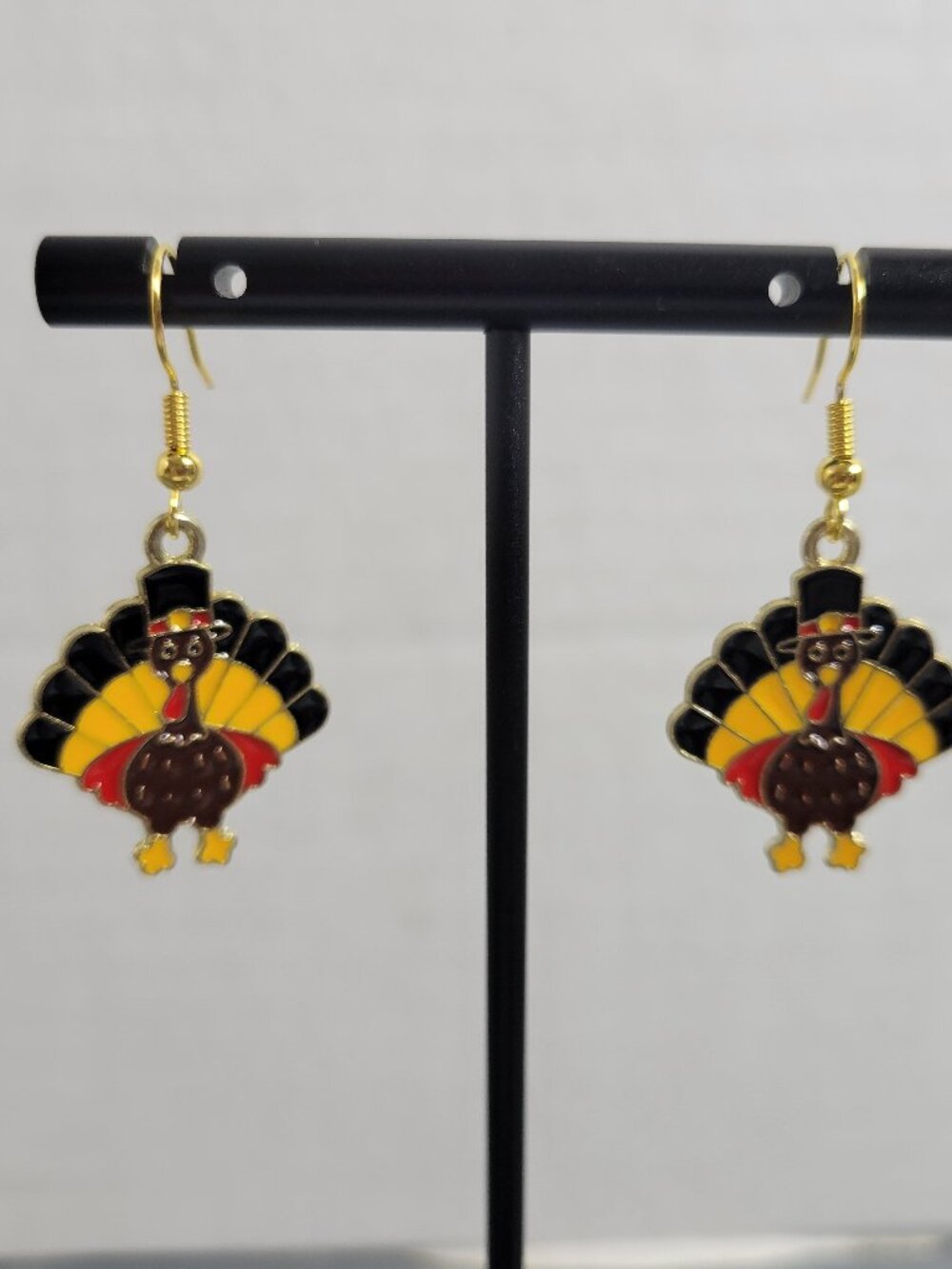Turkey Dangle Earrings Gold Tone Thanksgiving Pilgrim Fall Autumn Enamel E110E